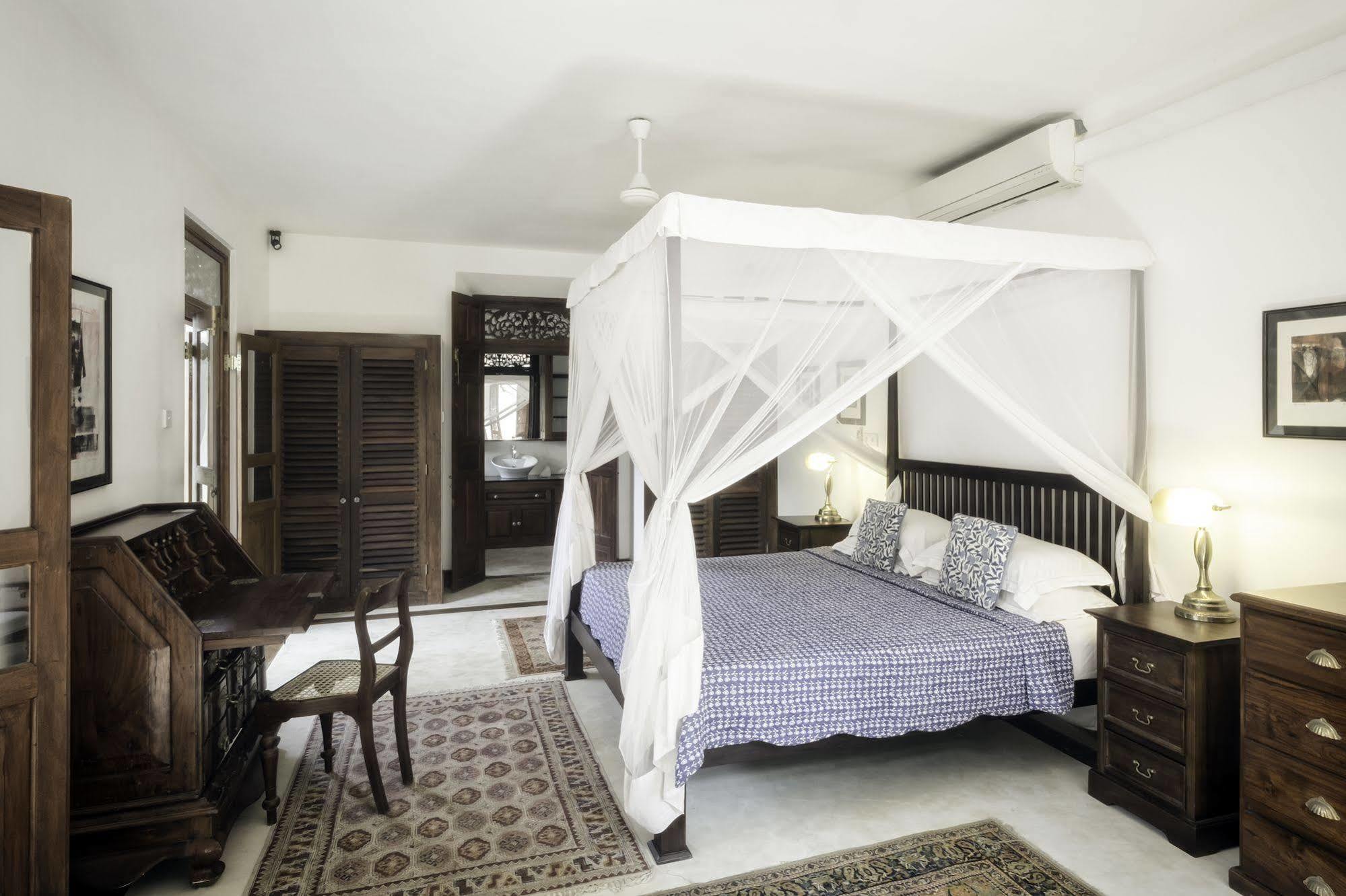 Number 48 Galle Fort Екстериор снимка